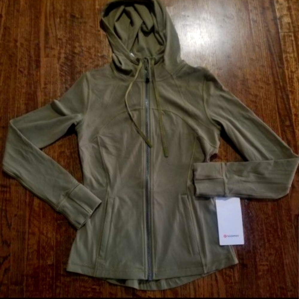 Lululemon Hooded Define Jacket - Picture 5 of 6